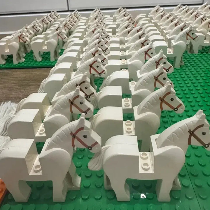 [BUNJANG] LEGO Castle Old White Horse Minifigure Parts (83 pcs Bundle) / 레고 캐슬 구형 흰말 올드말 (상태 b) 83개 일괄