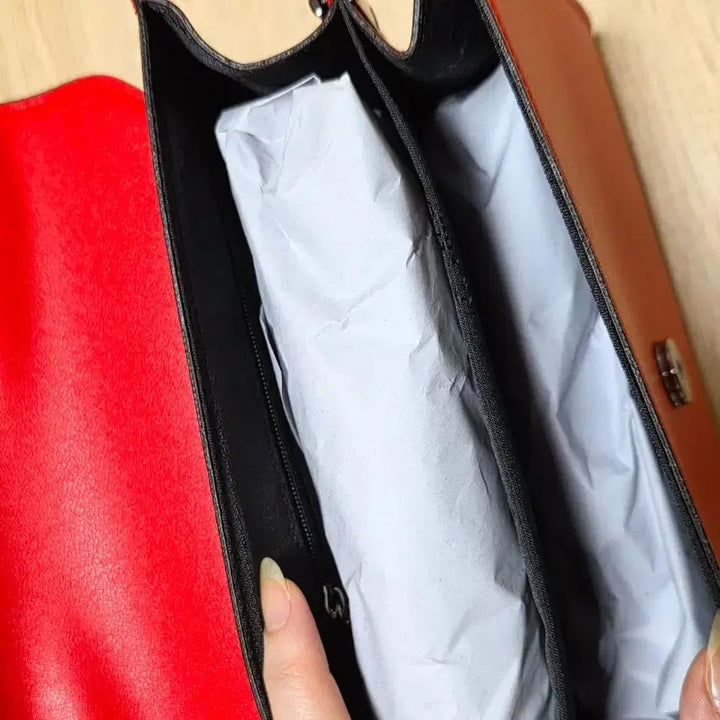[BUNJANG] Mac Mcllany Raya Tote &amp; Crossbody Bag Red / 맥끌라니 라야 토트앤 크로스백 레드 새상품