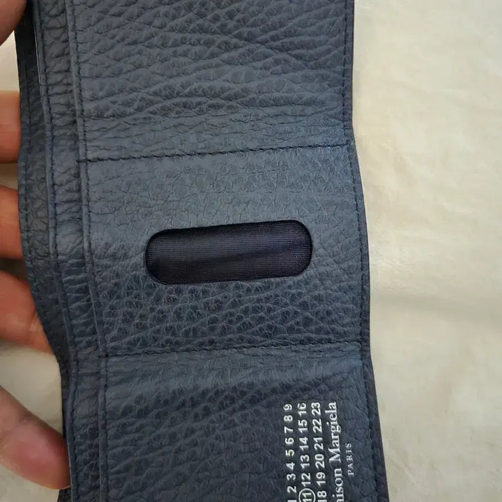 [BUNJANG] Maison Margiela Navy Leather Card Holder / 마르지엘라 네이비 레더 카드지갑