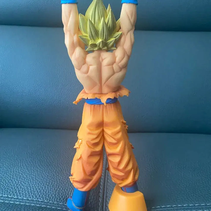 [BUNJANG] Dragon Ball Son Goku Super Saiyan Figure / 드래곤볼 손오공 피규어 초사이언