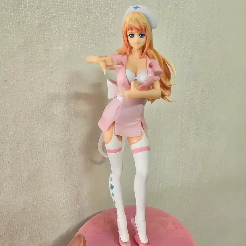 [BUNJANG] Macross Frontier Sheryl Nome Nurse Version DXF Figure / 마크로스 F  작별의 날개 DXF 피규어 간호사 버전 쉐릴 놈 피규어