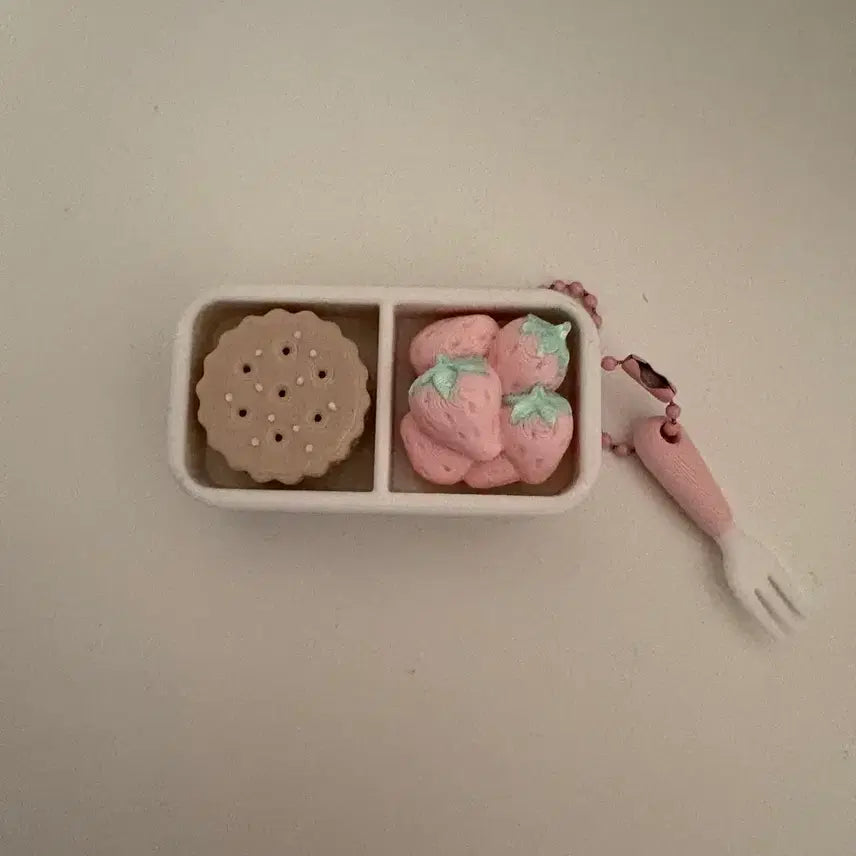 [BUNJANG] Yui Snack Lunchbox Clicker Strawberry Latte Switch / Navy Switch / 유이 간식 도시락 클릭커 딸기라떼축 네이비축