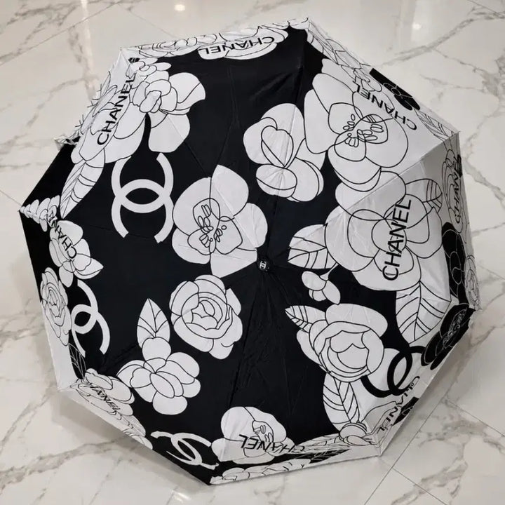 [BUNJANG] Chanel Camellia 5-Section Automatic Umbrella Full Box New / 샤넬 까멜리아  5단 양우산 풀박스 새상품
