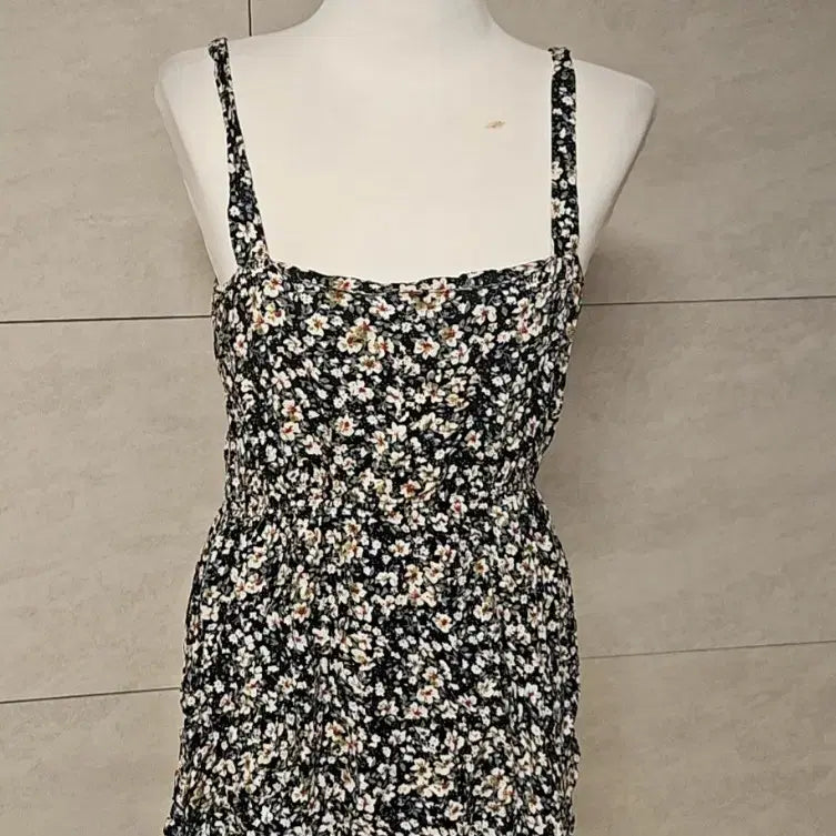 [BUNJANG] Rayon Flower Pattern String Mini Dress / (옷장정리) 레이온 플라워 패턴 끈 미니 원피스