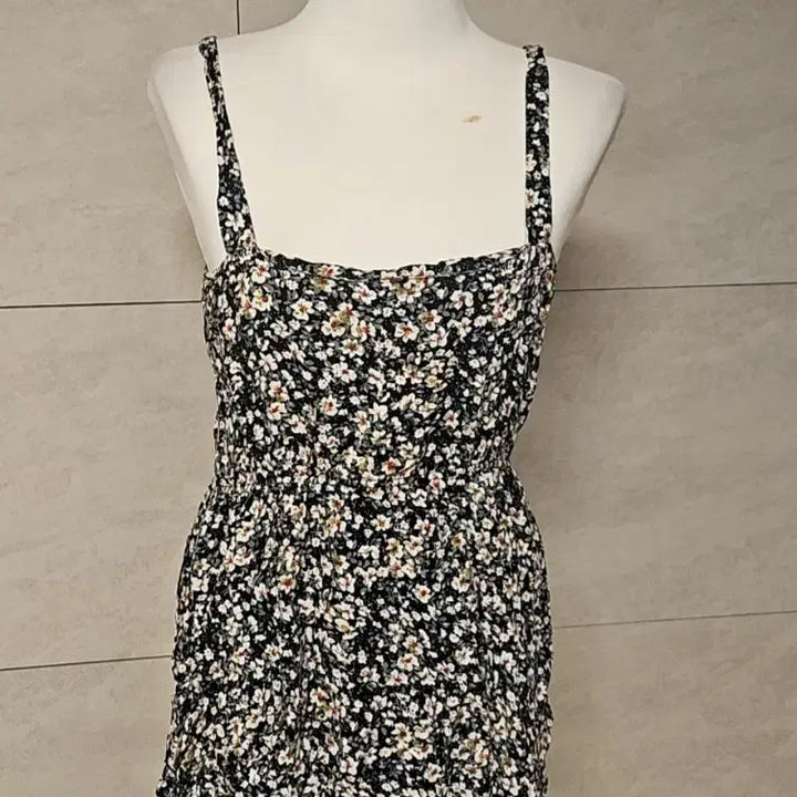 [BUNJANG] Rayon Flower Pattern String Mini Dress / (옷장정리) 레이온 플라워 패턴 끈 미니 원피스