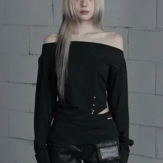 [BUNJANG] Ette Eto Cut-Out Open Long Sleeve / 에트오소메 컷아웃 오픈 롱 슬리브 Cut-Out Open Long Sle
