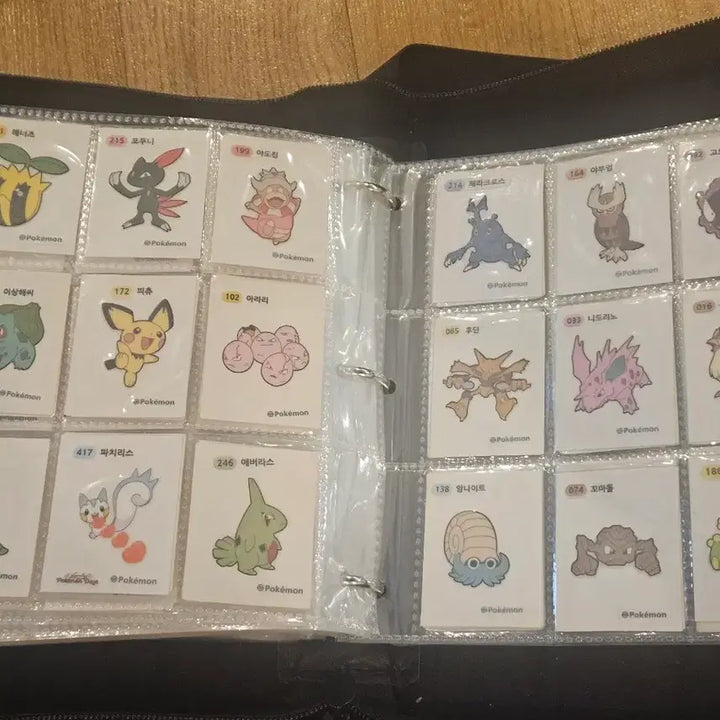 [BUNJANG] Pokemon Stickers Gen 1 &amp; 2 / 포켓몬 띠부띠부씰 1세대,2세대 세자리 그외 팝니다.