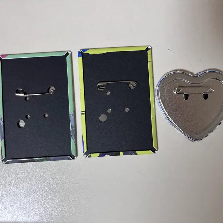 [BUNJANG] Tokyo Aliens Can Badge / 도쿄 에일리언즈 캔뱃지