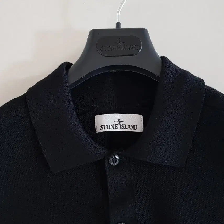 [BUNJANG] Stone Island 25SS Knit Polo Shirt Black L / 스톤아일랜드 25SS 신형 니트 폴로 피케티(L)