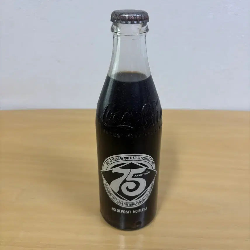 [BUNJANG] Coca-Cola 75th Anniversary Bottle / 코카콜라 75주년 병