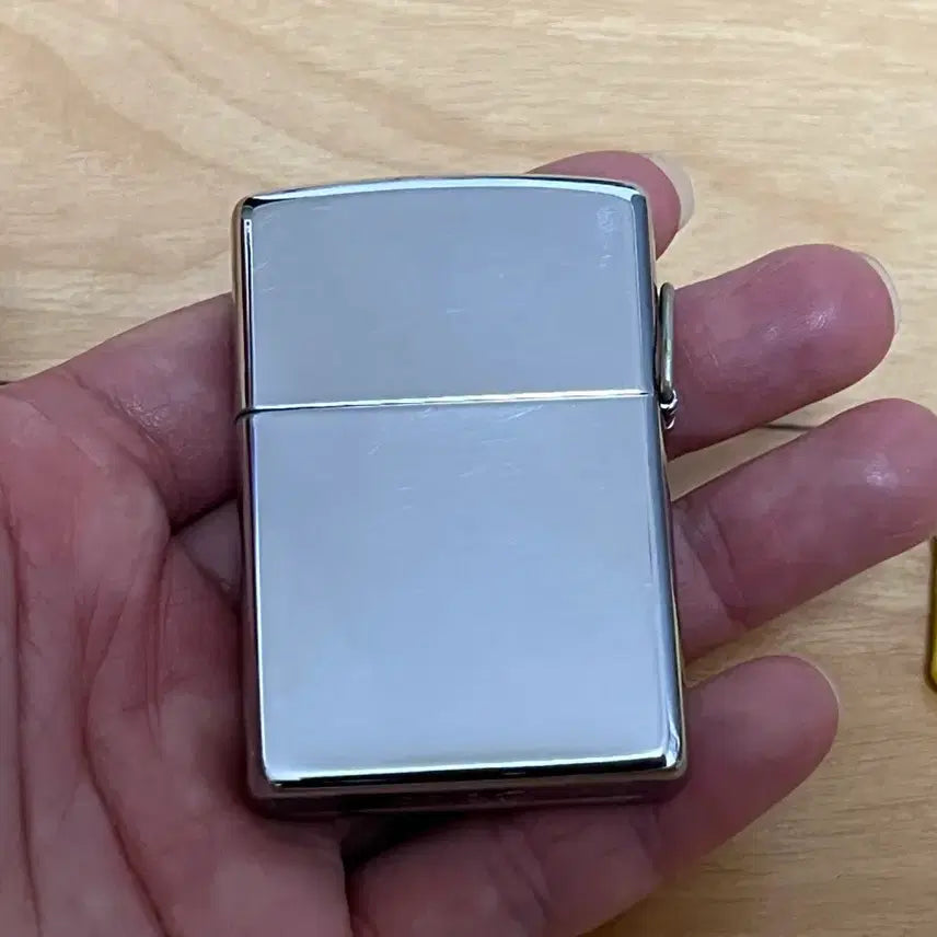 [BUNJANG] 1994 Zippo Lighter US Military Emblem / 1994년산 빈티지 지포 라이터 미군 엠블럼+부싯돌