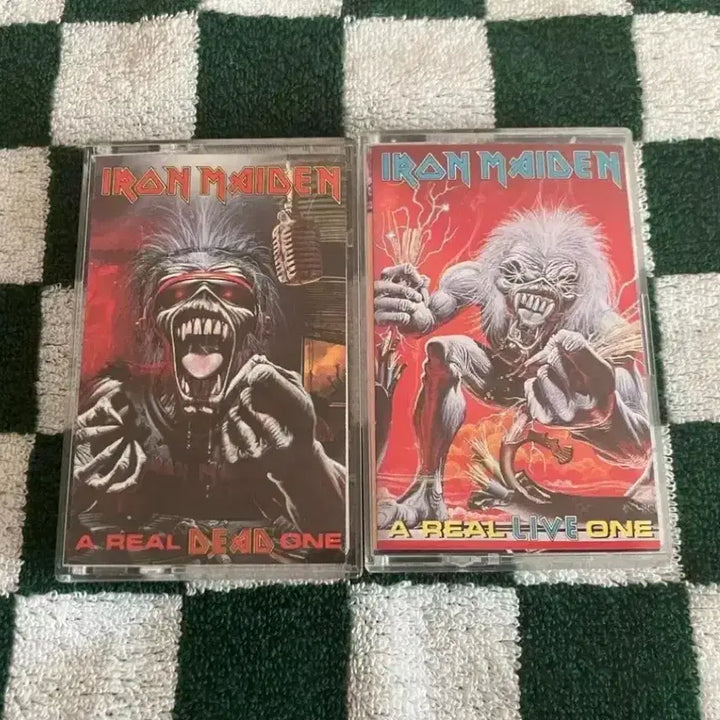 [BUNJANG] Iron Maiden Heavy Metal Cassette Tape / 아이언메이든 헤비메탈 카세트테이프