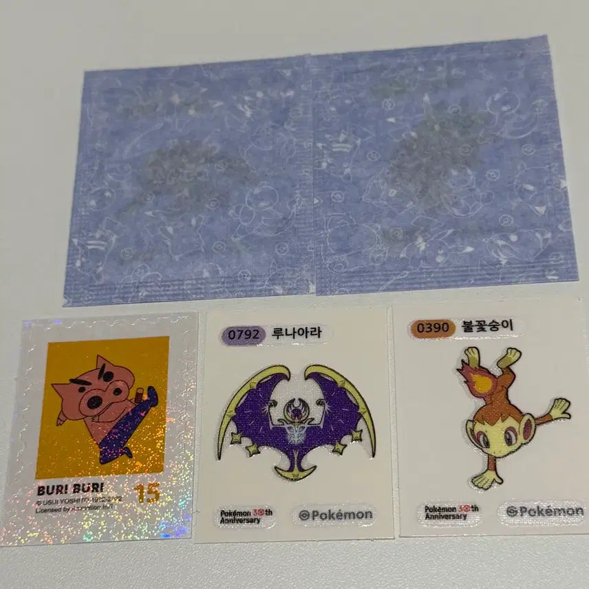 [BUNJANG] Pokemon 30th Anniversary Stickers Bundle Set / 포켓몬 30주년 띠부씰 미개봉 조로아크+도치마론, 루나아라+불꽃송이+짱구