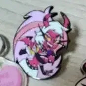 [BUNJANG] Helluva Boss Verosika Pin Badge / 헬루바 보스 베로시카 핀뱃지 판매