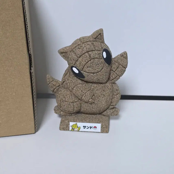 [BUNJANG] Sandshrew Sand Memo Stand Holder Pokemon / 돗토리현 모래두지 모래 포토스탠드 메모꽂이 포켓몬 메모스탠드