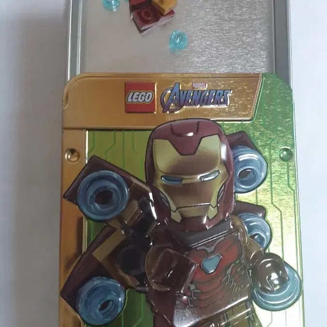 [BUNJANG] LEGO Marvel Iron Man Limited Edition Tin Case Figure Set / 레고 마블 아이언맨 한정판 틴케이스 피규어포함