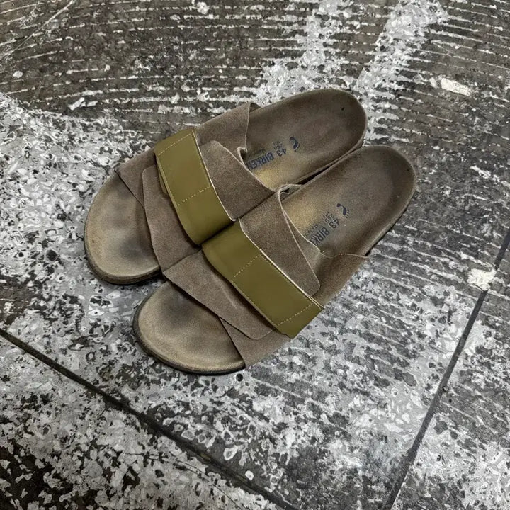[BUNJANG] Birkenstock Kyoto Suede Khaki EU 43 (US 10) / 버켄스탁 교토 스웨이드 카키 43size(280사이즈)