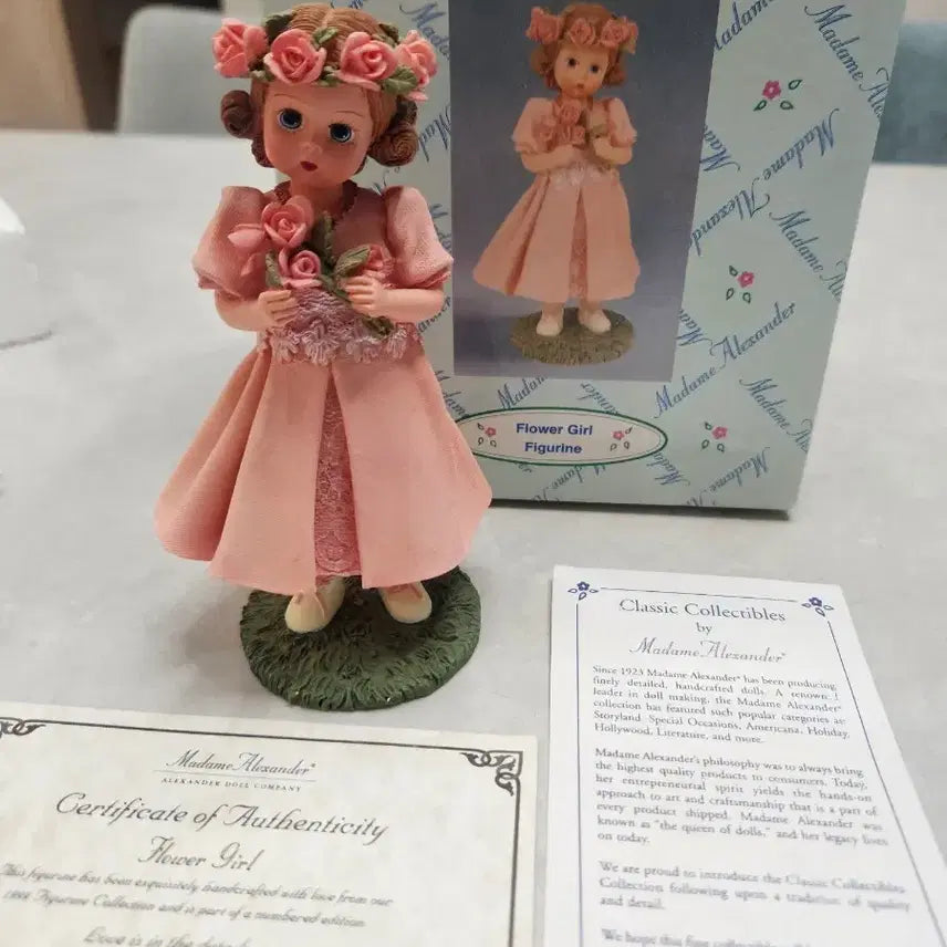 [BUNJANG] Madame Alexander Porcelain Antique Figurine / 마담 알렉산더 도자기 앤틱 피규어