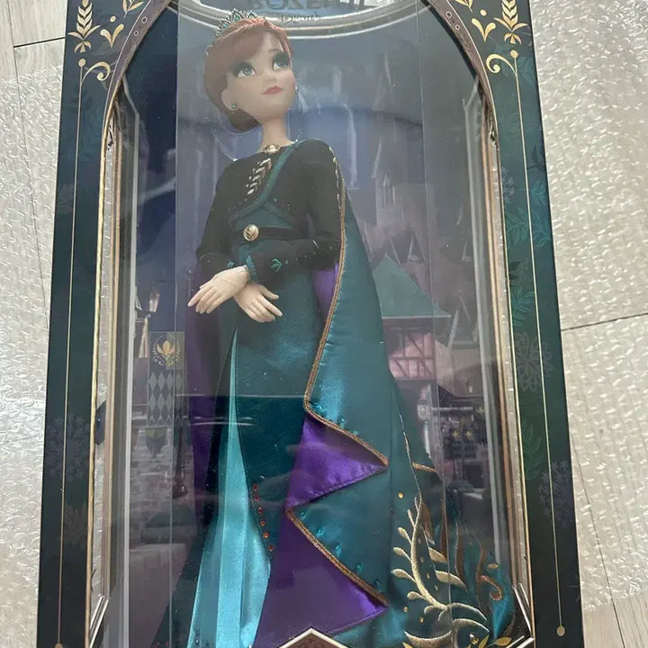 [BUNJANG] Disney Frozen Queen Anna Limited Edition Doll / 디즈니 겨울왕국 안나 여왕 리미티드 에디션 인형
