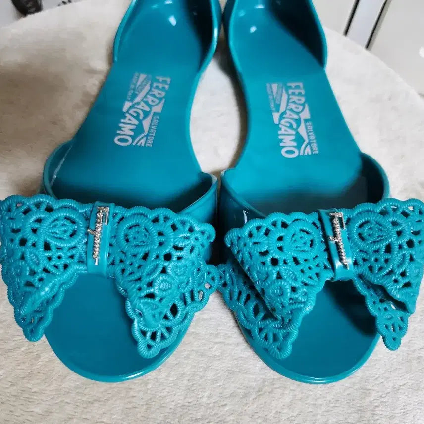 [BUNJANG] Ferragamo Jelly Shoes Size 230 / 정품/페라가모 젤리슈즈 230