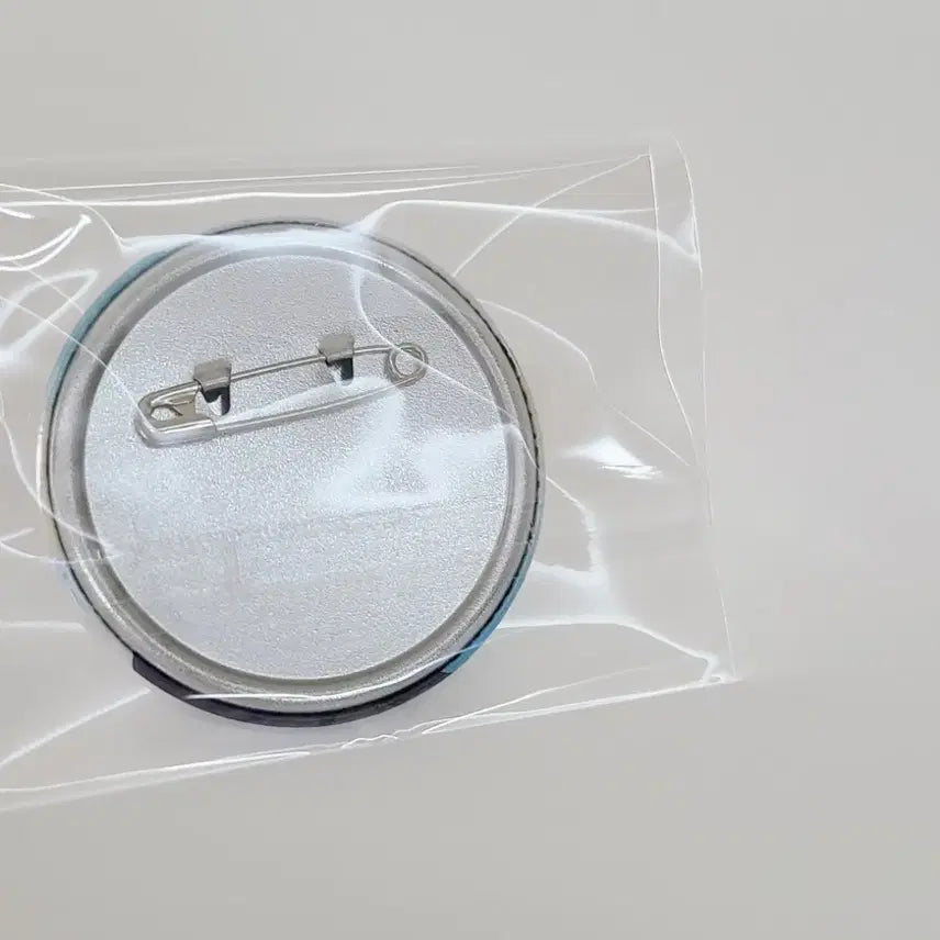 [BUNJANG] Jujutsu Kaisen Gojo Can Badge - Unused / 주술회전 캔뱃지 고죠 미사용 새상품