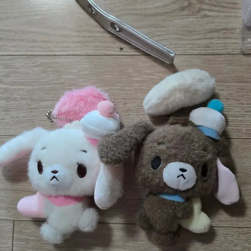 [BUNJANG] Sugarbunnies Shirousa Kurousa Heisei Keyring / 슈가바니즈 시로우사 쿠로우사 헤이세이 키링