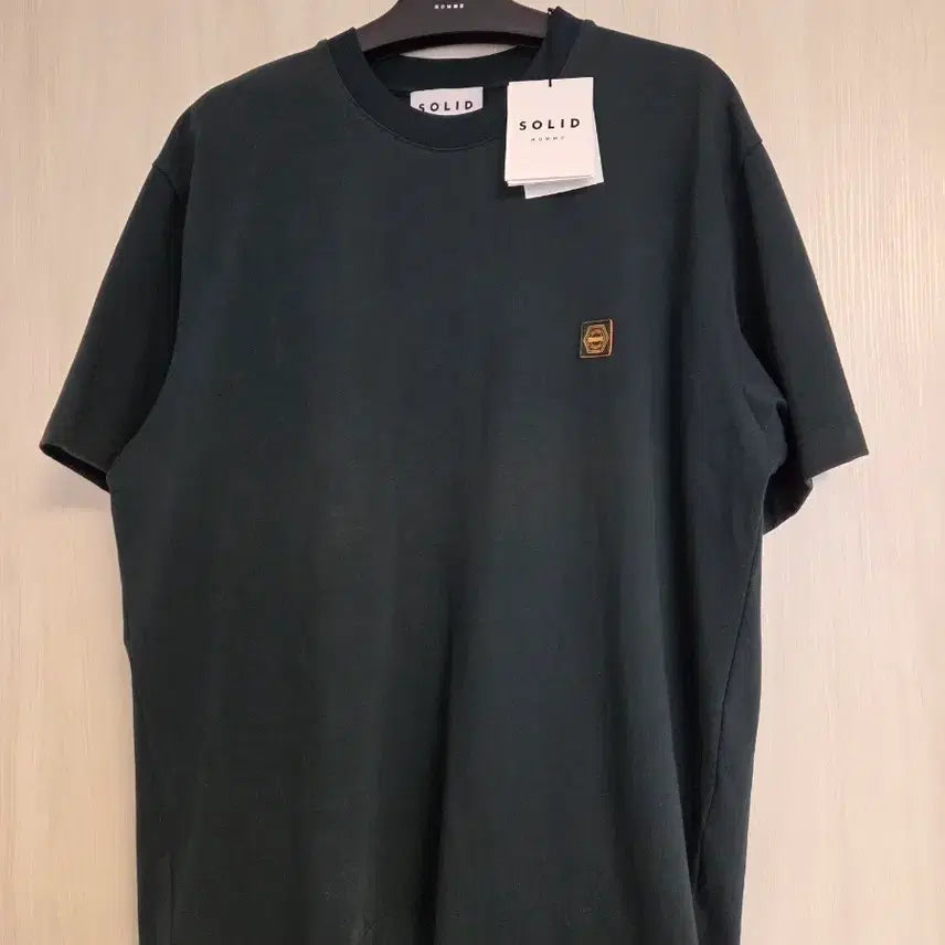 [BUNJANG] Solid Homme 23FW Gradient Embroidered Back Logo Short Sleeve T-shirt / 솔리드옴므 23FW 그라데이션 자수 백로고 반팔 티셔츠 48