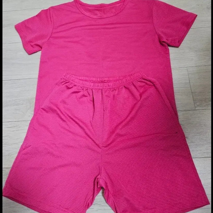 [BUNJANG] Lightweight Soft Short Sleeve Sportswear Set - Purple, Size 130 / 가볍고 부드러운 반팔 운동복 세트 130