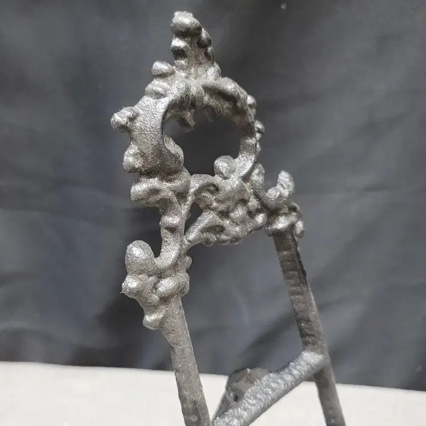 [BUNJANG] Cast Iron Easel / 주물 철 이젤