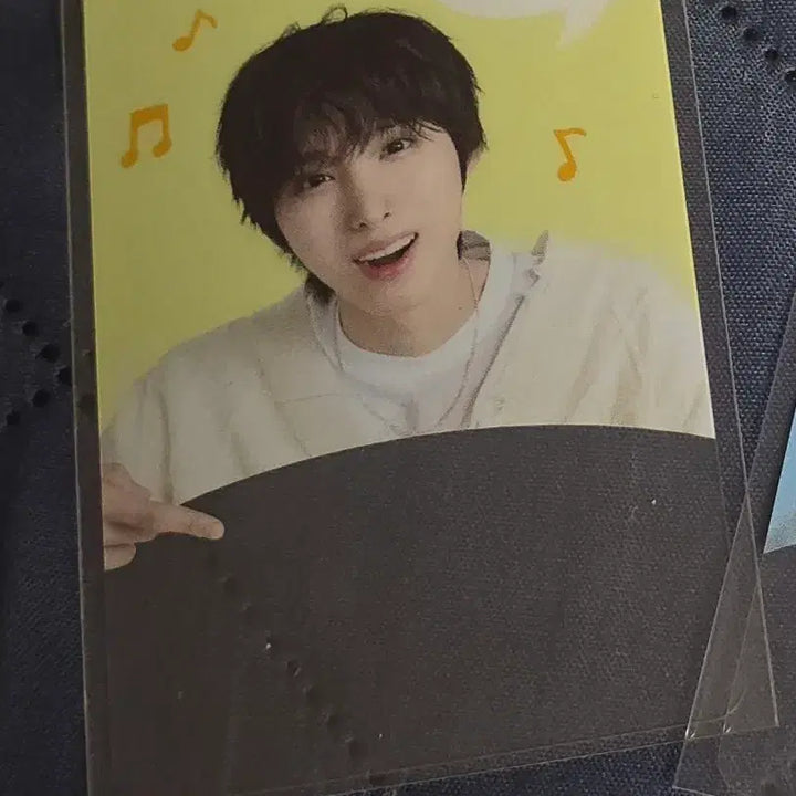 [BUNJANG] Kickflip Stella Tteokbokki Photocard Juwang / 킥플립 스텔라 떡볶이 투명포카 주왕