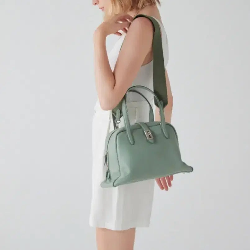 [BUNJANG] BUNQ TOCK Tote Medium Moss Green / 분크 토크 토트 미디움 모스그린.