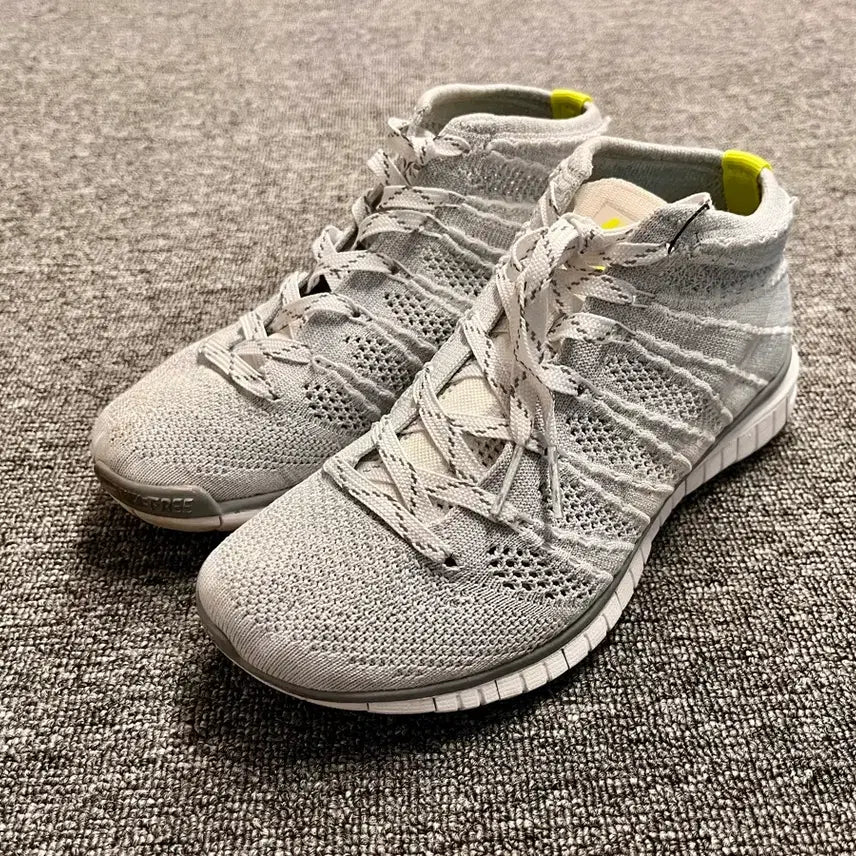 [BUNJANG] Nike Free Run Flyknit Grey Running Shoes (230) / [230] 나이키 프리 런 플라이니트 그레이