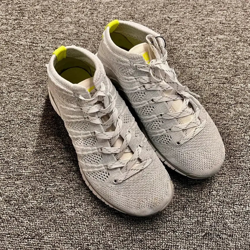 [BUNJANG] Nike Free Run Flyknit Grey Running Shoes (230) / [230] 나이키 프리 런 플라이니트 그레이