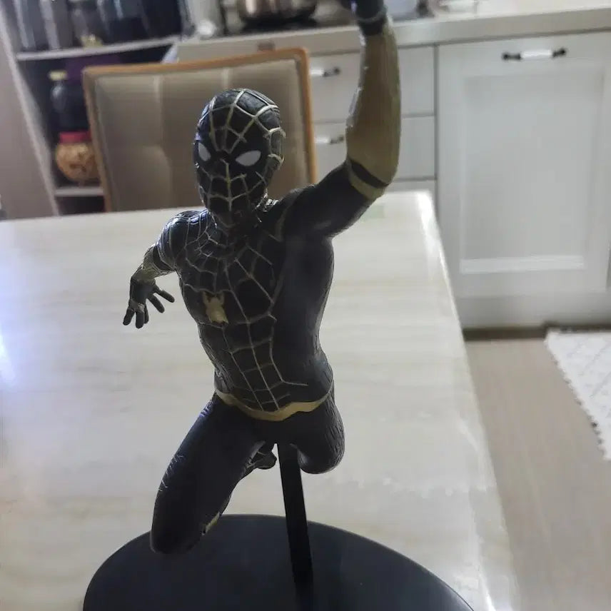 [BUNJANG] Sega Spider-Man No Way Home Black &amp; Gold Suit SPM Figure / 스파이더맨 세가 spm 피규어 노웨이 홈 블랙 &amp; 골드 슈트