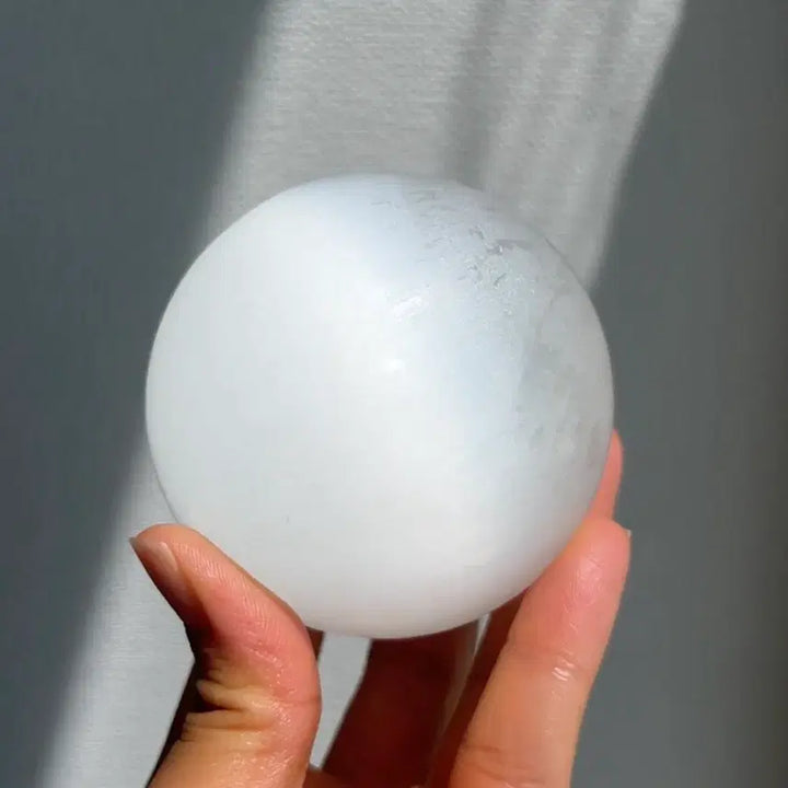 [BUNJANG] Satin Spar Selenite Crystal Ball / 사틴 스파 (셀레나이트) 구슬 - 2