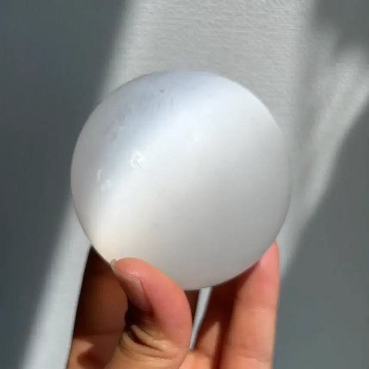 [BUNJANG] Satin Spar Selenite Crystal Ball / 사틴 스파 (셀레나이트) 구슬 - 2