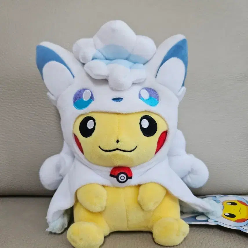 [BUNJANG] Alola Ninetales Poncho Pikachu Plush / 알로라 식스테일 판쵸 피카츄