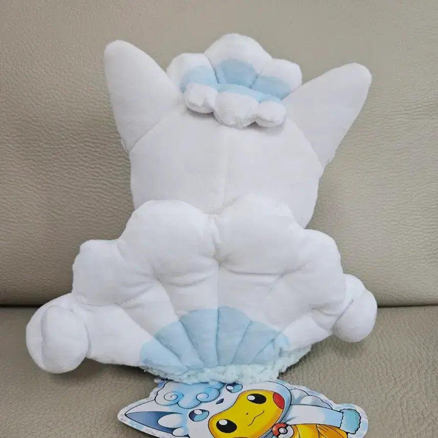 [BUNJANG] Alola Ninetales Poncho Pikachu Plush / 알로라 식스테일 판쵸 피카츄