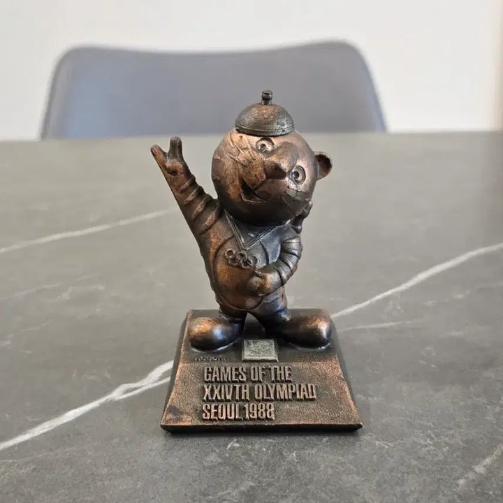 [BUNJANG] 1988 Seoul Olympics Hodori Mascot Metal Figurine / 88올림픽 호돌이 금속 장식품