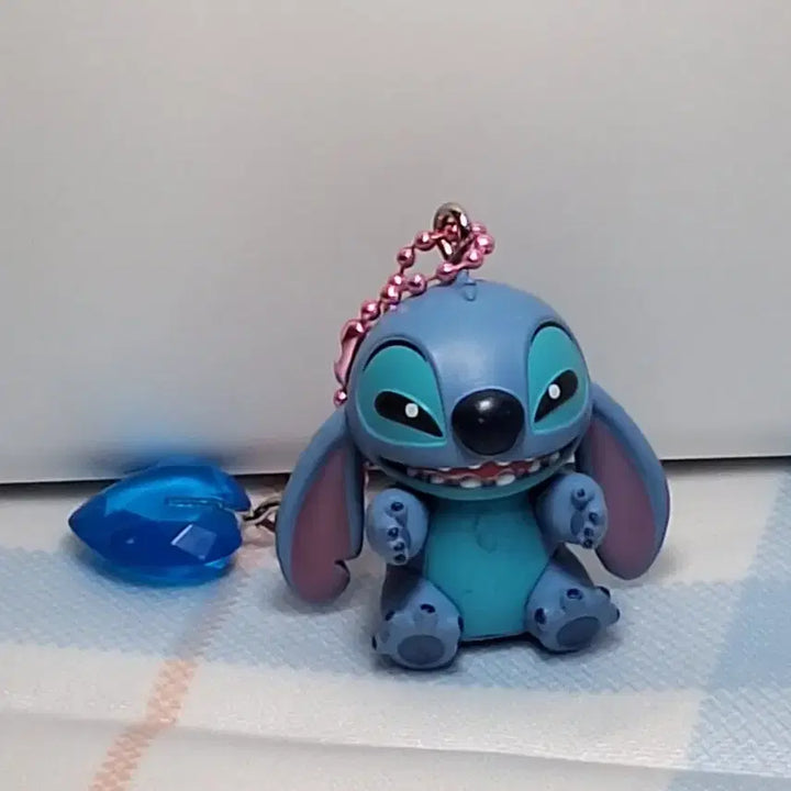 [BUNJANG] Stitch Heart Keychain / 스티치 키링