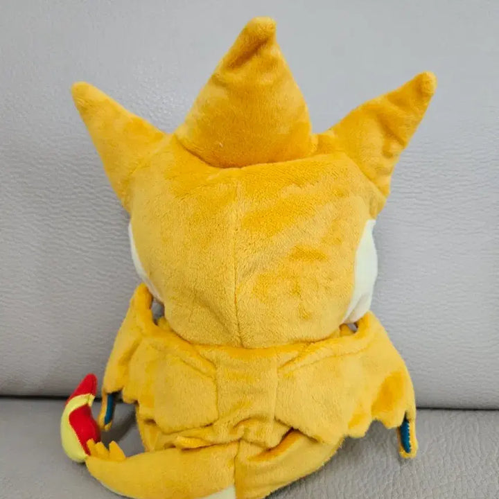 [BUNJANG] Charizard Poncho Pikachu Plush (Medium) / 리자몽 판쵸 피카츄 인형