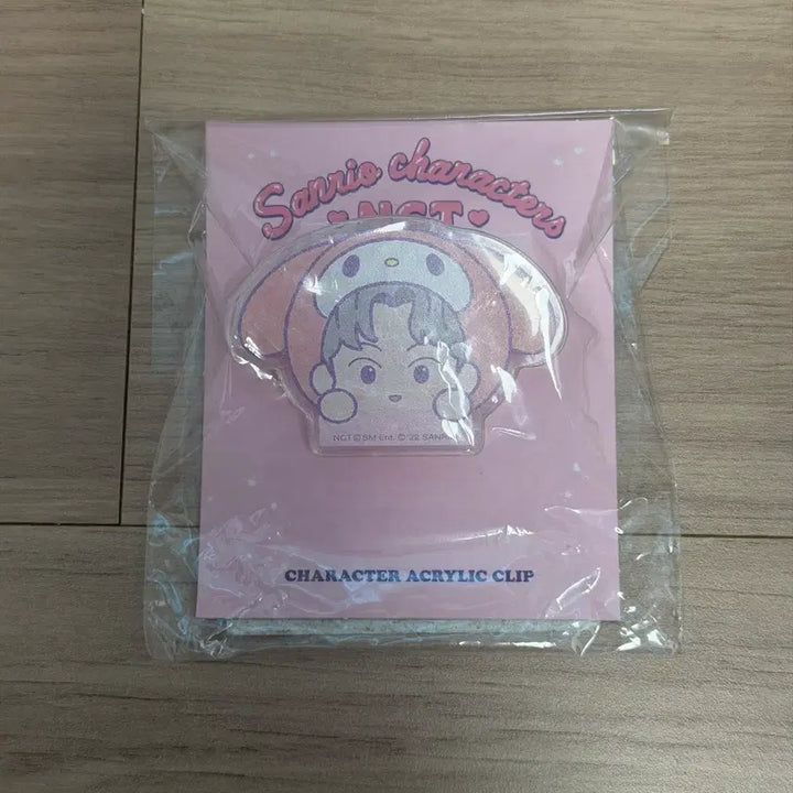[BUNJANG] NCT My Melody Sanrio Acrylic Clip (Sealed) / 미개봉) 마이멜로디 마크 엔시티 산리오 아크릴 집게