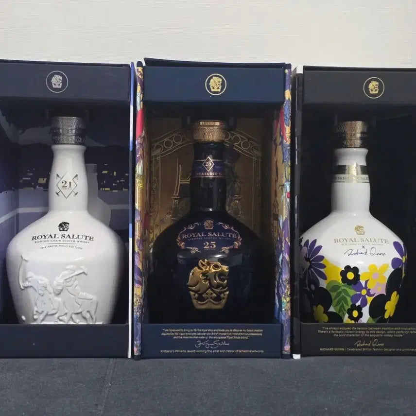 [BUNJANG] Royal Salute Whiskey Empty Bottles Bundle / 로얄살루트 위스키 공병 일괄