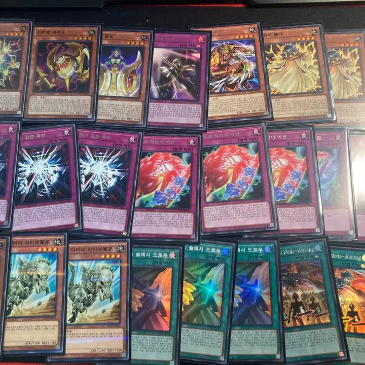 [BUNJANG] Yu-Gi-Oh! Ishizu (World of)-
Spring Blossom]], Earth Attribute / 유희왕 땅속성 이시즈(현세와 명계),봄화정 카드 팝니다