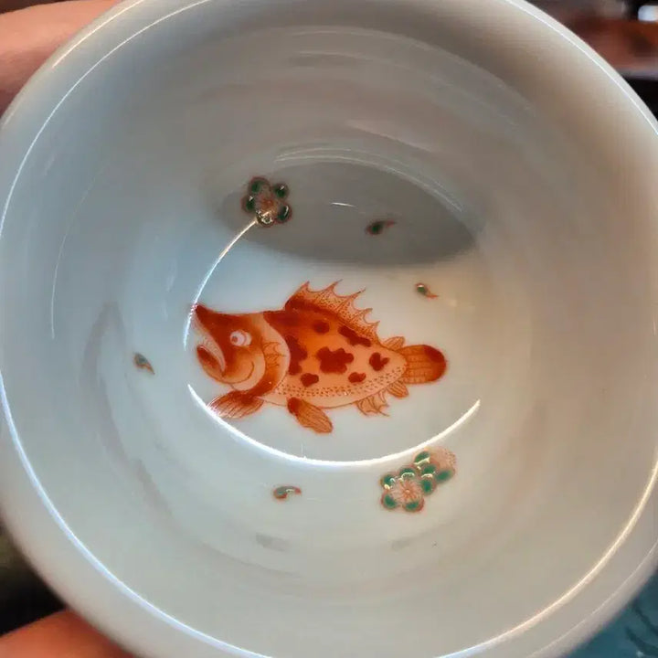 [BUNJANG] Jingdezhen Honghua Celadon Porcelain "Qu-eo" Cup / 경덕진 홍화 궐어문 다잔  출세와 번영의 기운을 담은 잔