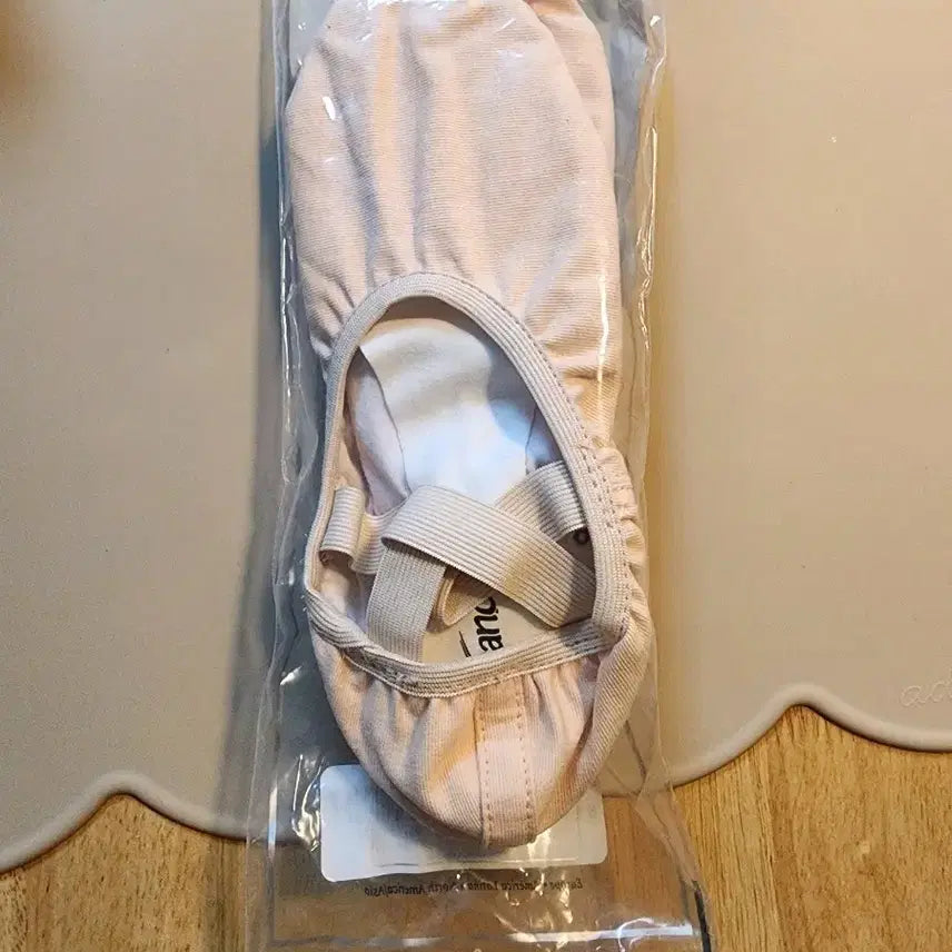 [BUNJANG] Sodansa SD16 Ballet Shoes - Light Pink - Size 240C (Medium Width) - New / 발레슈즈 새상품 240C