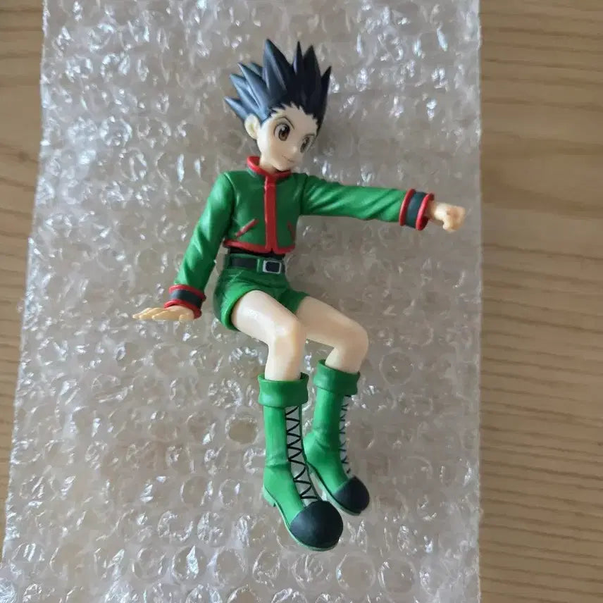 [BUNJANG] Hunter x Hunter Gon Freecss Sitting Pose Figure (17cm) / [새상품] 헌터x헌터 곤 프릭스 앉은 포즈 피규어 (17cm)