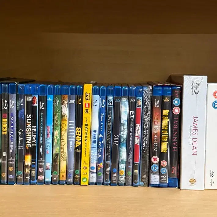 [BUNJANG] Various Blu-ray Box Sets: Coraline, The Matrix, E.T., James Dean Edition, Spider-Man Limited Edition / 블루레이 코렐라인 비밀의문 매트릭스 ET 등등