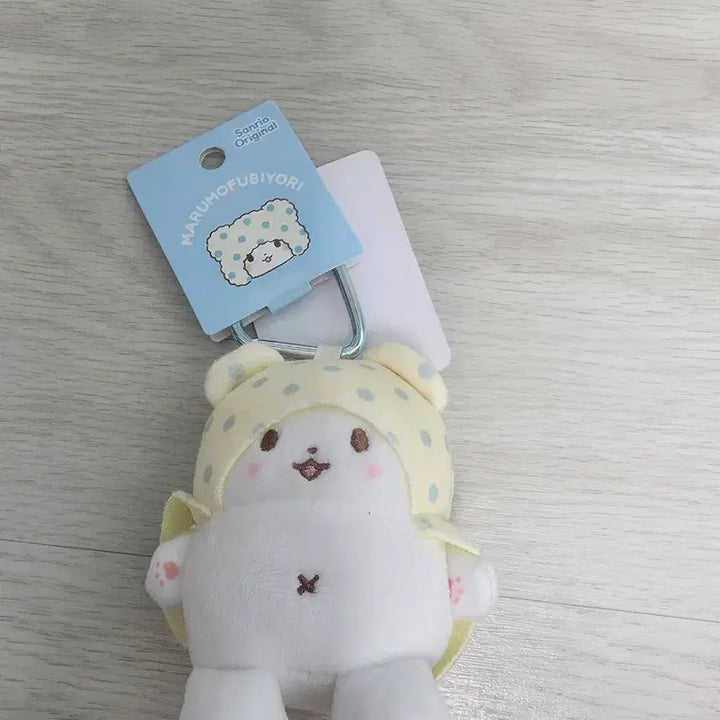 [BUNJANG] Sanrio Marumofubiyori Heart Carabiner Keyring / 산리오 대상 마루모후비요리 하트카라비나 키링