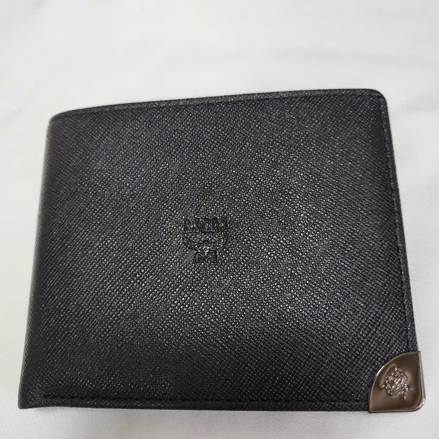 [SOLD OUT] 새상품 MCM 반지갑 블랙